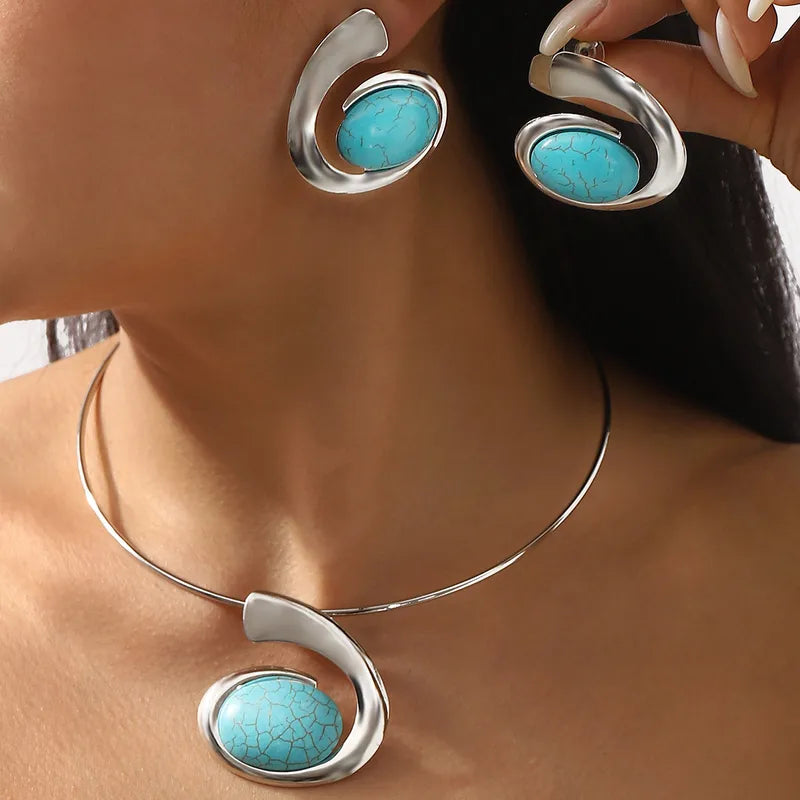 Retro Turquoise Geometric Jewelry Set – Necklace & Earrings