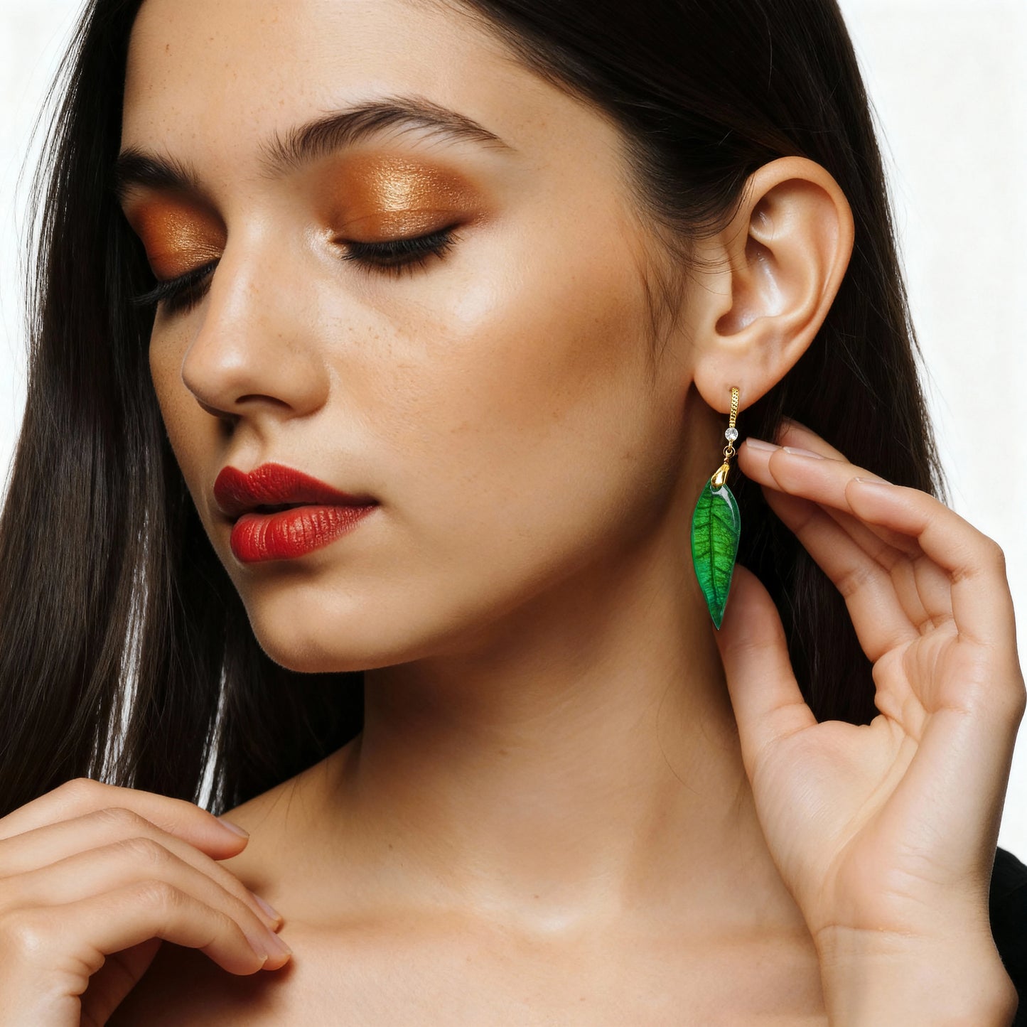 Emerald Leaf Drops Jewelry Set